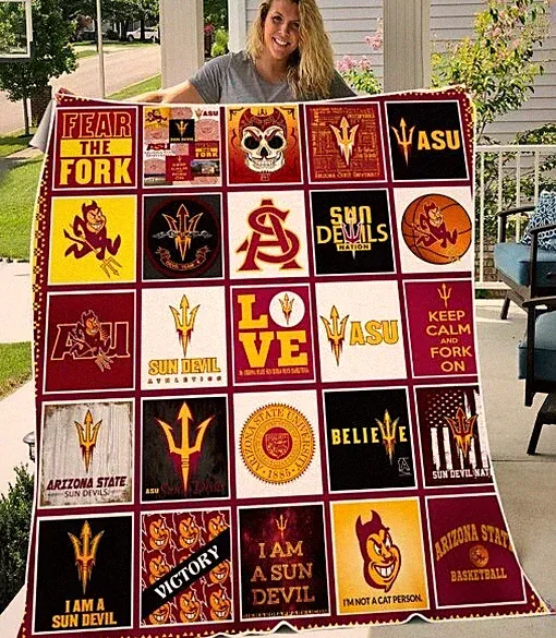 College Game Day Team Color Flannel Blanket Fan Gift Stadium Throw